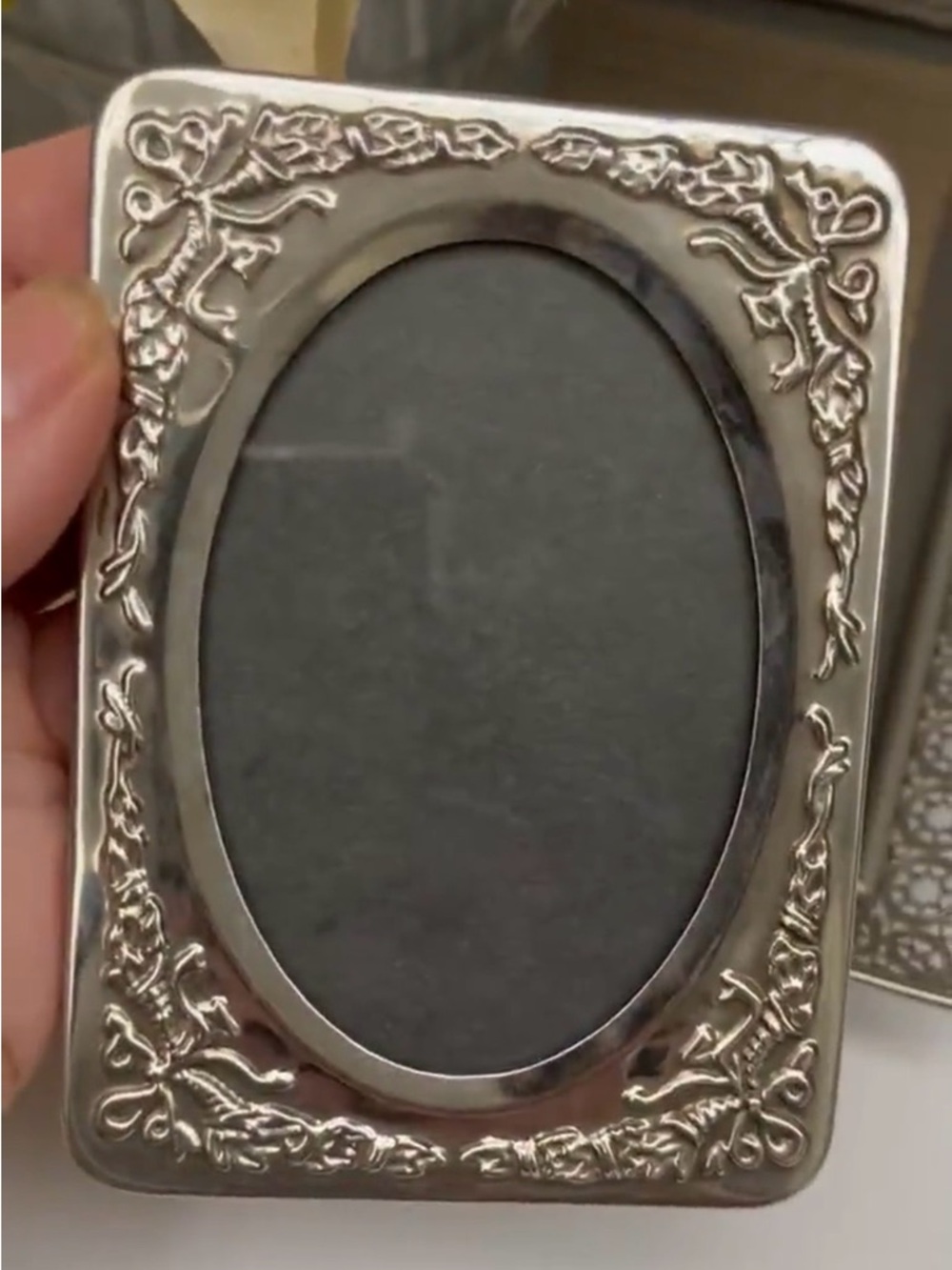 Victorian Style Ornate Metal Photo Frame | Silver Tone Metal Picture Frame - Picture 8 of 9